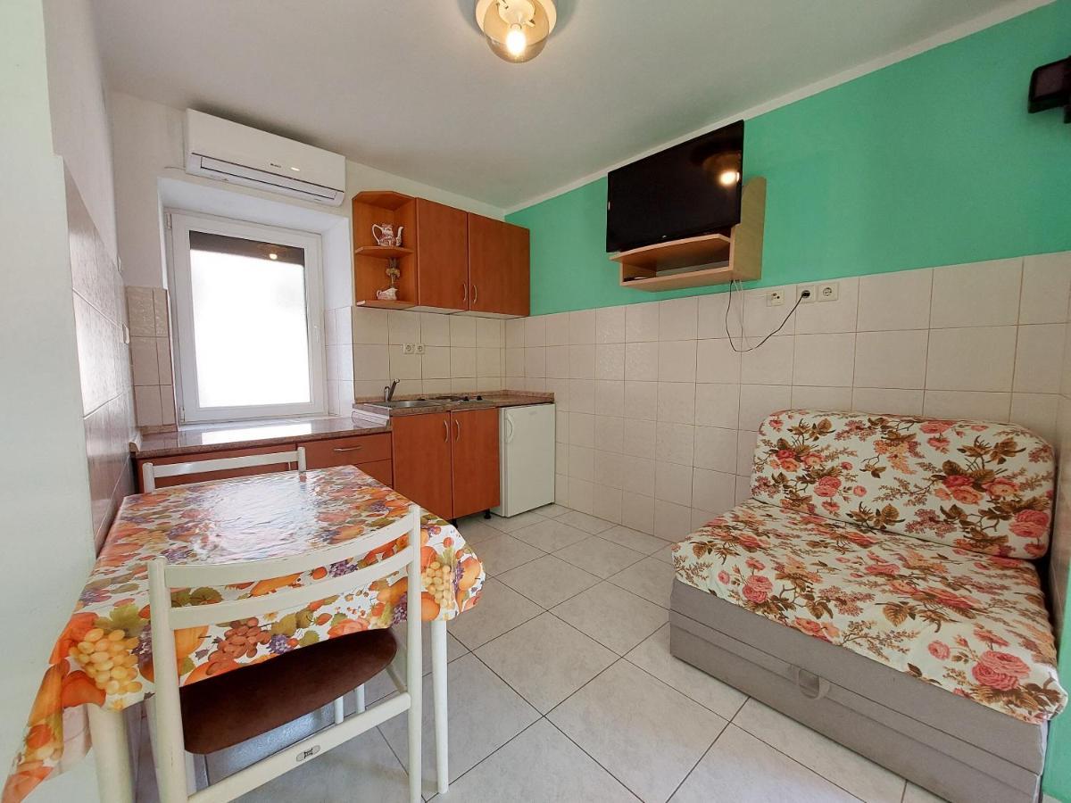 Apartments Ivan Čižići Buitenkant foto