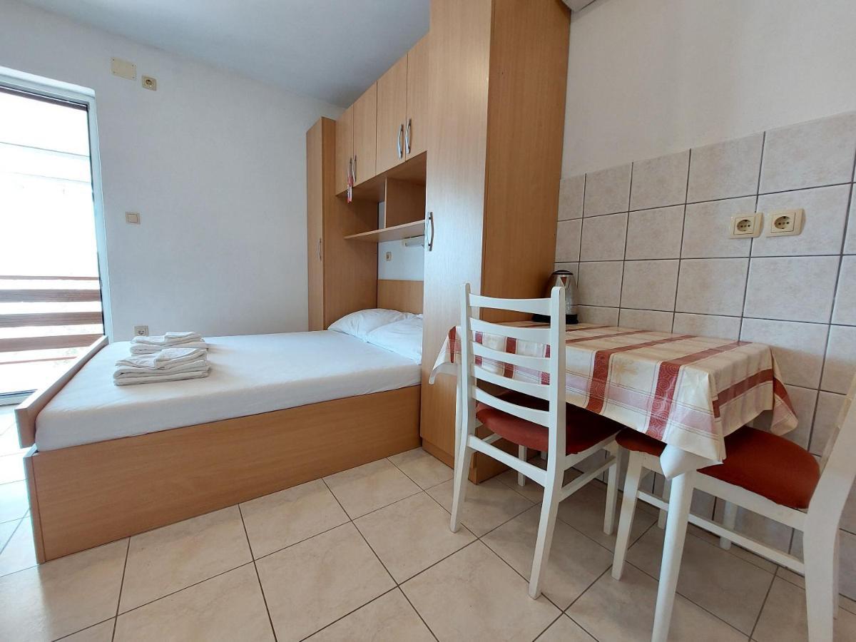 Apartments Ivan Čižići Buitenkant foto